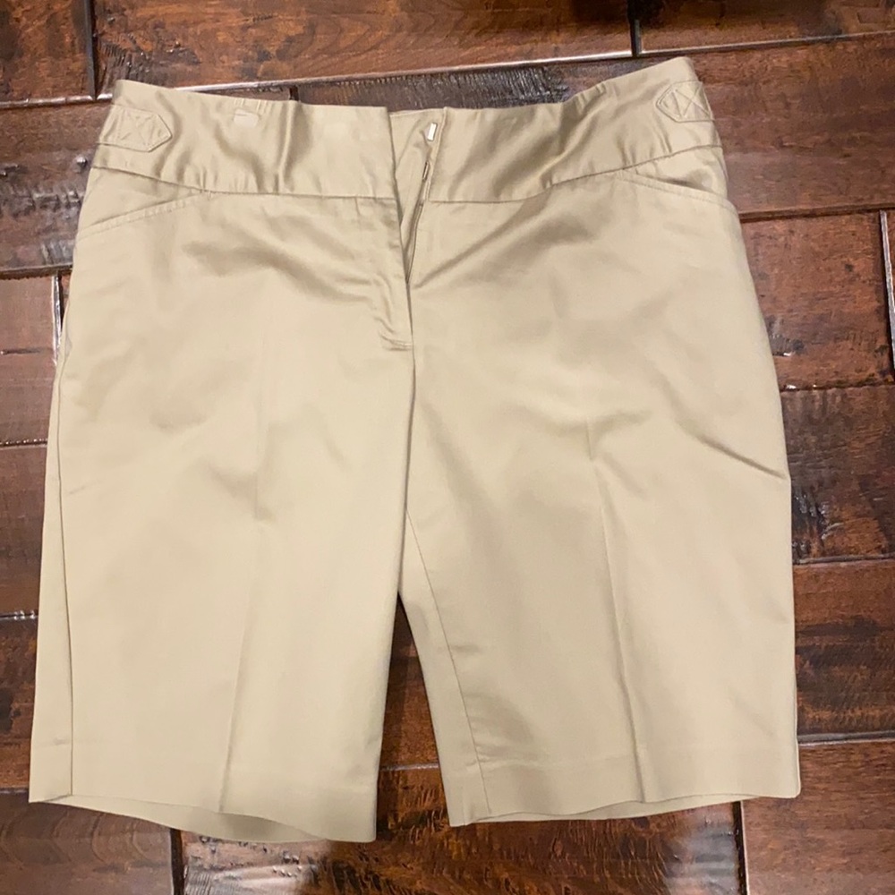 Worthington modern fit shorts